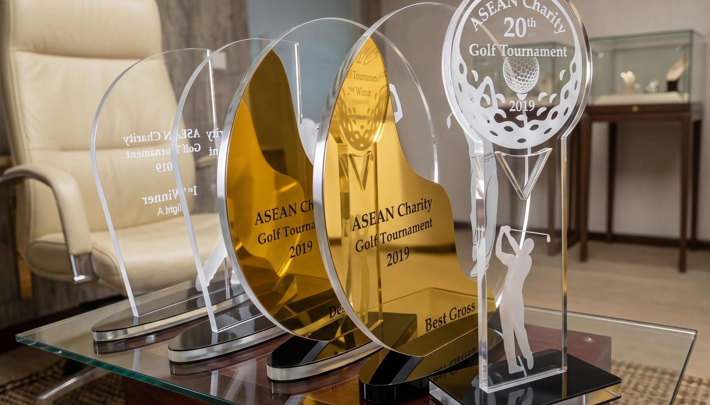 TROPHY