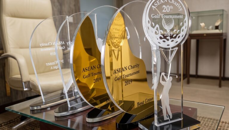 TROPHY